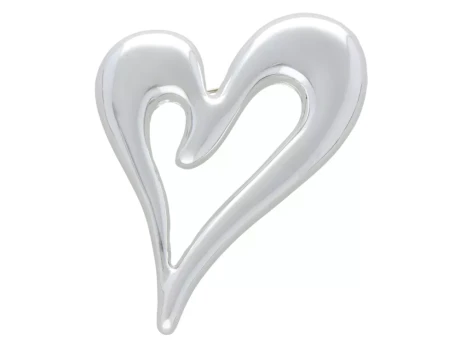 Broszka serce w kolorze srebrnym
